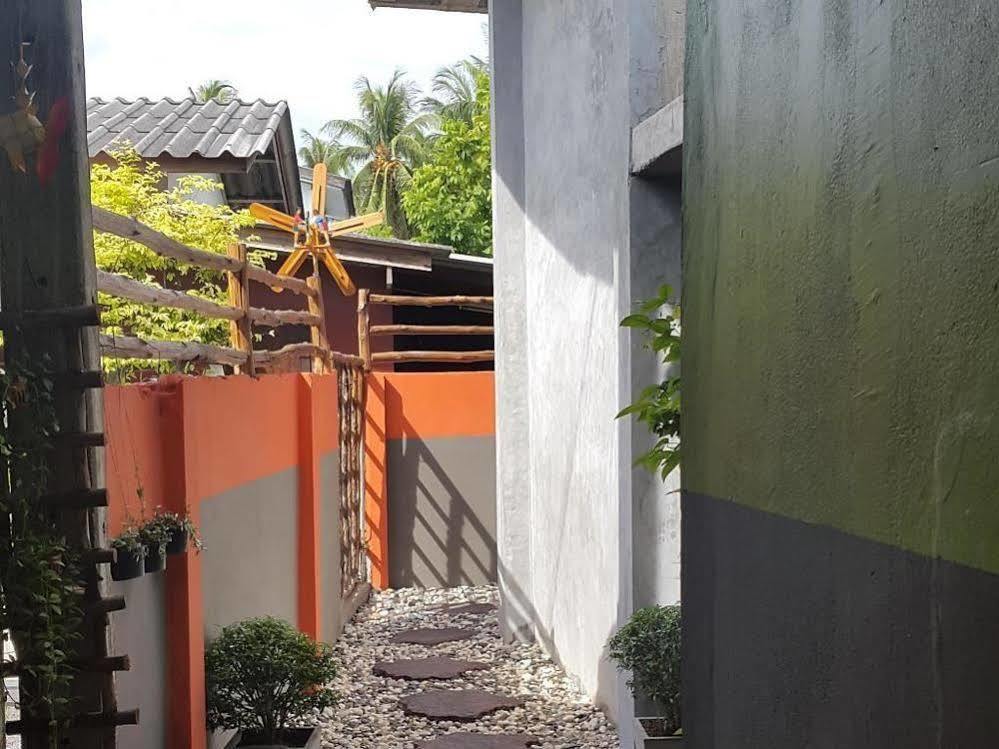 Bigboss Hostel Thongsala Ngoại thất bức ảnh